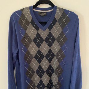 Banana Republic Merino Wool V-Neck Blue Argyle Sweater (Size - M)